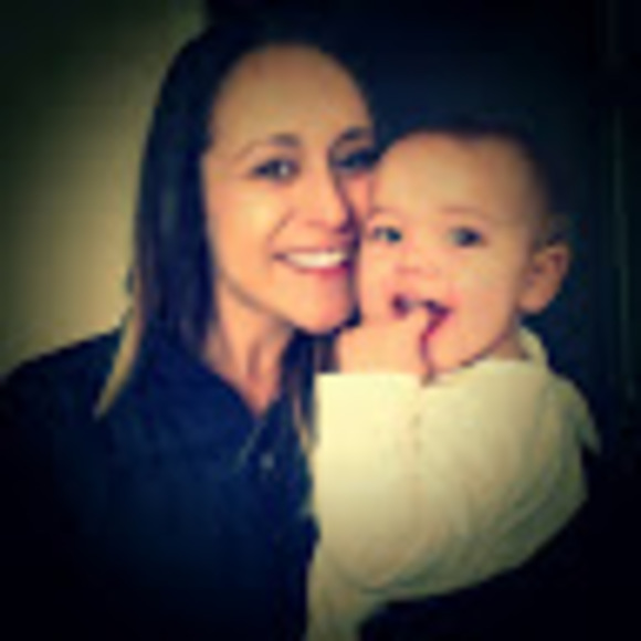 Meet your Posher, Sarah - Picture 1 of 1